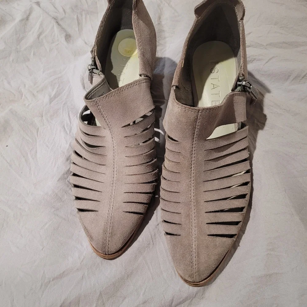 1. State Arnet Women SZ 9M Taupe Suade cage zip side block heel shoe work career